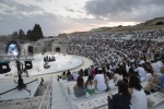 Il Presidente della Repubblica Sergio Mattarella e la Sig.ra Laura al Teatro Greco di Siracusa,in occasione della rappresentazione teatrale “Coefore Eumenidi”