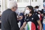 Il Presidente della Repubblica Sergio Mattarella saluta una rappresentanza di atleti delle recenti olimpiadi in occasione della cerimonia di inaugurazione dell’anno scolastico 2021/2022
