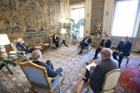 Il Presidente della Repubblica Sergio Mattarella,incontra il Direttore Generale della Giuffrè Francis Lefebvre,Stefano Garisto, con una delegazione della Casa editrice, che gli hanno presentato la nuova edizione dell'Enciclopedia del diritto
