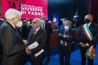 Il Presidente Sergio Mattarella con Gianvito Mastroleo, Presidente della Fondazione Di Vagno, Michele Emiliano, Presidente della Regione Puglia, Antonio Decaro, Sindaco della Città Metropolitana di Bari, Franco Gallo, Presidente del Comitato Nazionale per le celebrazioni del Centenario e Giuseppe Lovascio, Sindaco di Conversano e, al termine della cerimonia commemorativa del centenario della morte di Giuseppe Di Vagno