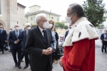 Il Presidente della Repubblica Sergio Mattarella con Paolo Andrei, Rettore dell’Università degli Studi di Parma,in occasione della cerimonia di conferimento della laurea honoris causa in “Relazioni internazionali ed europee” al Presidente della Repubblica  
