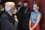 Il Presidente Sergio Mattarella con Jessica Chastain, il consorte e Vincent D’Onofrio, rispettivamente attrice protagonista e attore non protagonista del film “The Eyes of Tammy Faye” di Michael Showalter