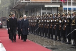 Il Presidente della Repubblica, Sergio Mattarella a Nova Gorica, Piazza Bevk, con Borut Pahor Presidente della Repubblica di Slovenia, durante gli onori militari
