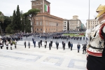 Il Presidente Sergio Mattarella in occasione della deposizione di una corona d’alloro sulla Tomba del Milite Ignoto nella ricorrenza del Giorno dell’Unità Nazionale e Giornata delle Forze Armate
