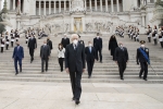 Il Presidente Sergio Mattarella in occasione della deposizione di una corona d’alloro sulla Tomba del Milite Ignoto nella ricorrenza del Giorno dell’Unità Nazionale e Giornata delle Forze Armate
