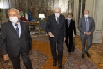 Il Presidente Sergio Mattarella con  Dominique Robert Antoine Meyer, Sovrintendente Teatro alla Scala, unitamente al Cav. Lav Giuseppe Vita, Presidente Accademia del Teatro alla Scala e a Luisa Vinci, Direttrice generale Accademia del Teatro alla Scala