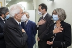 Il Presidente Sergio Mattarella saluta Anna Finocchiaro, Presidente dell’Associazione italiadecide, in occasione della presentazione del Rapporto annuale 2021dell’Associazione italiadecide dal titolo “Una fiducia sostenibile. La collaborazione tra pubblico e privato per la transizione ecologica”