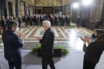 Il Presidente Sergio Mattarella al termine della cerimonia per lo scambio degli auguri di fine anno con i rappresentanti delle istituzioni, delle forze politiche e della società civile