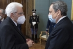 Il Presidente Sergio Mattarella con Mario Draghi, Presidente del Consiglio dei Ministri, in occasione della cerimonia per lo scambio degli auguri di fine anno con i rappresentanti delle istituzioni, delle forze politiche e della società civile