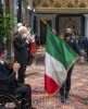 Il Presidente Sergio Mattarella consegna la Bandiera italiana all’Alfiere della squadra olimpica Sofia Goggia