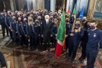 Il Presidente Sergio Mattarella con l'Alfiere della squadra olimpica Sofia Goggia e l'Alfiere della squadra paralimpica Giacomo Bertagnolli