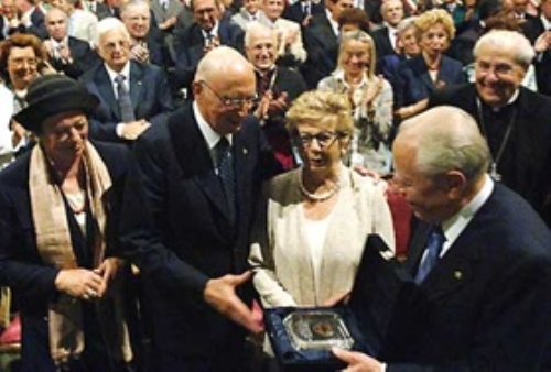 Intervento del Presidente della Repubblica Giorgio Napolitano a Trento per la cerimonia di consegna del Premio Internazionale "Alcide De Gasperi: costruttori d'Europa" al Presidente Emerito della Repubblica Carlo Azeglio Ciampi (sabato, 19 agosto 2006)