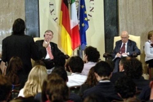 Intervento a Siena del Presidente della Repubblica, Giorgio Napolitano, per un incontro, unitamente al Presidente della Repubblica Federale di Germania, Kohler, con una delegazione di studenti (10 e 11 giugno 2007)