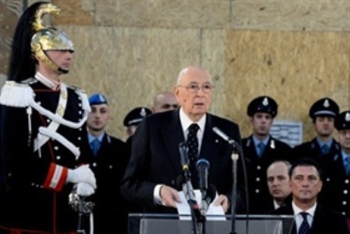 Visita del Presidente della Repubblica Giorgio Napolitano alla Casa Circondariale di San Vittore ed intervento alla Conferenza conclusiva del ciclo “L’Italia e la Politica Internazionale. Nuove responsabilità o rischio di marginalizzazione?” all’Istituto per gli Studi Politici Internazionale