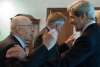 Il Presidente Napolitano saluta l'Ambasciatore Thorne, poco prima della partenza per la visita a Washington