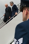 Il Presidente Napolitano con l'Ambasciatore d'Italia a Washington, al suo arrivo all'aeroporto Andrews Air Force Base