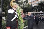 Il Presidente Napolitano durante la deposizione di una corona di fiori per i Caduti del 28 luglio 1943