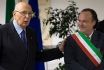 l Presidente della Repubblica Giorgio Napolitano con il Sindaco di Borghetto di Vara 