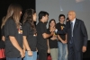 Il Presidente Giorgio Napolitano saluta alcuni ragazzi 