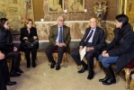 Il Presidente Giorgio Napolitano con i familiari di Pasquale Romano