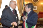 Il Presidente Giorgio Napolitano con il sindaco di Catania, Enzo Bianco