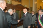 Il Presidente Giorgio Napolitano con i relatori dell'incontro "Catania e lo sviluppo del distretto Sud-Est Sicilia"