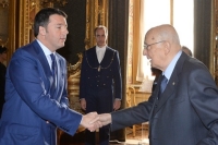 Il Presidente Giorgio Napolitano con il Presidente del Consiglio dei Ministri Matteo Renzi, in occasione dell'incontro al Quirinale con alcuni membri del Governo in vista del prossimo Consiglio Europeo