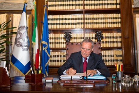 Il Presidente Pietro Grasso nell'esercizio delle funzioni del Presidente della Repubblica dal 14 gennaio 2015